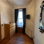 Διαμέρισμα Entire To