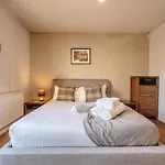 Roseburn Retreat 2b Free Parking *