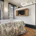 Bonnie - Smart Boutique - Haymarket Hotel 4*