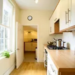 Beautiful Georgian 2 Bedroom Flat アパート