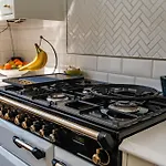 Stunning Flat, New Town, - Perfect Location *