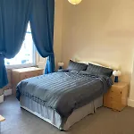 Gilmore Flat (adults Only) * エディンバラ