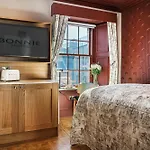 Bonnie - Smart Boutique - Haymarket Hotel Edinburgh