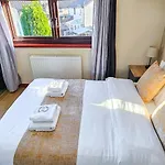 Tatil Evi Duddingston 9 Bedroom House - *