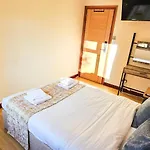 Duddingston 9 Bedroom House - *