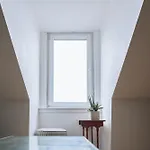 & Modern 2bd Flat - דירה *
