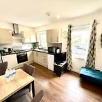 South Gyle House - Superfast Wifi And Free Parking - 7 Minutes From Airport * Edimburgo
