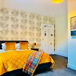 Scot Townhouse