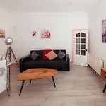 Central Edinburgh Apartment By The Castle Appartamento