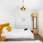 Central Edinburgh Apartment By The Castle Edimburgo