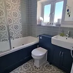 Innisfail Edi - Double With Private Bathroom Pansiyon
