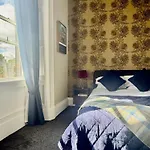 Scot Townhouse בית הארחה אדינבורו