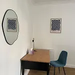 Quiet Garden View 2br Center Near Fringe *