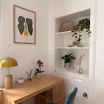 Quiet Garden View 2br Center Near Fringe *