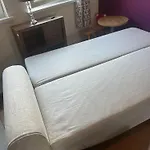 Chic 2 Bed With Free Parking- Recently Redecorated, 10 Minutes To Centre Edinburgh