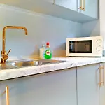 Bright & Spacious Flat By Murrayfield Stadium