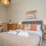 Pass The Keys Beautiful Modern Historical Flat Close To Castle