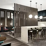 Hilton Carlton