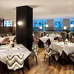 Hilton Carlton