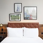 Four Points By Sheraton Hotel