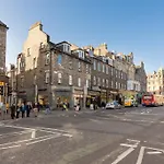 Rose Street * Edinburgh