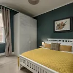 Rose Apartman *