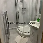 3 Bedrooms For Upto 6 * Edinburgh