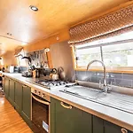 船屋 - Houseboats 爱丁堡