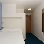 Destiny Student - Shrubhill Édimbourg