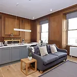 Destiny Scotland - Distillers House Apartment *