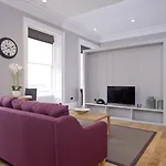 Apartment Destiny Scotland - Distillers House Edinburgh