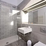 Destiny Scotland - Distillers House Apartment *
