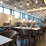 Szálloda Hampton By Hilton West End 3*