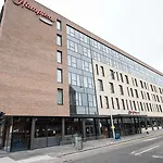 Hampton By Hilton West End Szálloda 3*