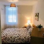 Remarkable 2 Bed In Διαμέρισμα *