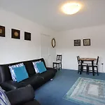 Ideal Location With Free On-site Private Parking Edinburgh