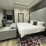 Tynecastle Park Hotel 4*
