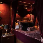 Hotel House Of Gods Royal Mile
