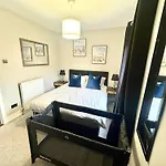 South Gyle House - Superfast Wifi And Free Parking - 7 Minutes From Airport * Edimburgo