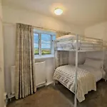 Ferienhaus Dreghorn House 5 B-rooms 9 Beds 3 Toilets 2 Showers,1 Bath 2 Receiption Secure Free Parking 233 Wifi *