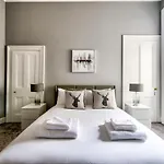 Apartman Lothian Road - Perfect Centre Location.