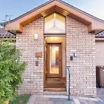 Сasa de vacaciones Bright, Spacious House *