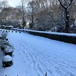 Edinburgh, Deanvillage Cosy Hideaway בית נופש