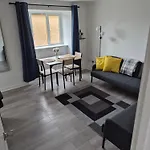 Bright 2 Bedroom Apartment, Close To Uni, Free Parking, Fast Wi-fi Apartment Edinburgh