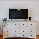 Elliot's Place Free Parking Sleep 4 Cosy Апартаменты