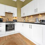 Centre 2br Apartman Edinburgh