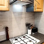Charming Leith Retreat - Walk To The Shore דירה