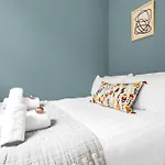 Centre 2br Apartman Edinburgh