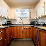 Weston's Penthouse Sleep 10, 8 Beds Free Parking * Εδιμβούργο