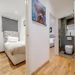 Milton's Place Sleeps 5, 10 Minutes Walk To Royal Mile